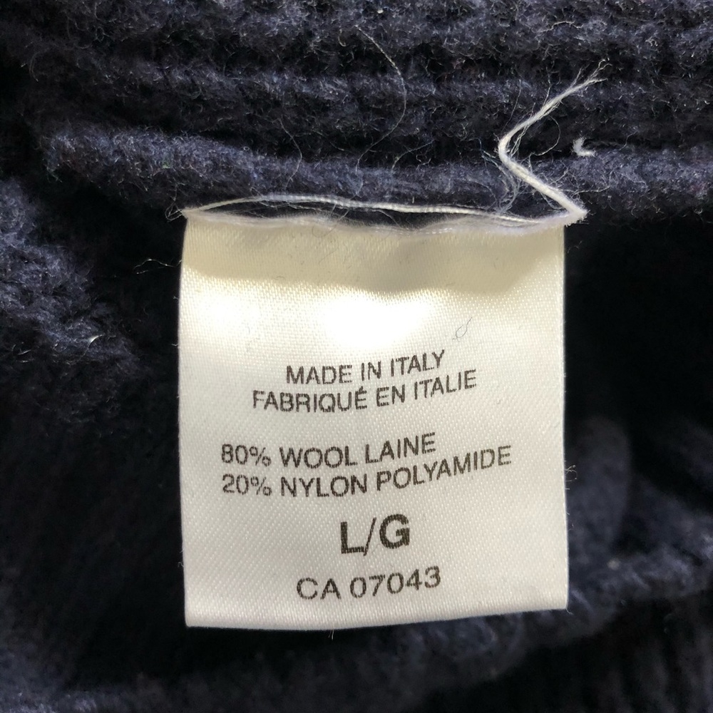 Sweater - Picture 5 of 5